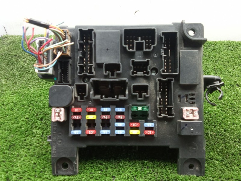 Recambio de caja reles / fusibles para mitsubishi asx (ga_w_) 1.8 di-d (ga6w) referencia OEM IAM 8637A645  