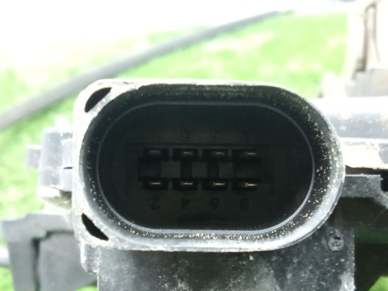 Recambio de cerradura puerta delantera izquierda para volkswagen golf iv (1j1) 1.6 referencia OEM IAM 3B1837015A 8.PINES 