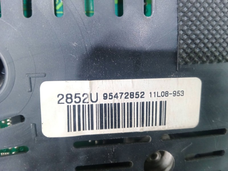 Recambio de cuadro instrumentos para chevrolet cruze (j300) 2.0 cdi referencia OEM IAM 95472852  GM