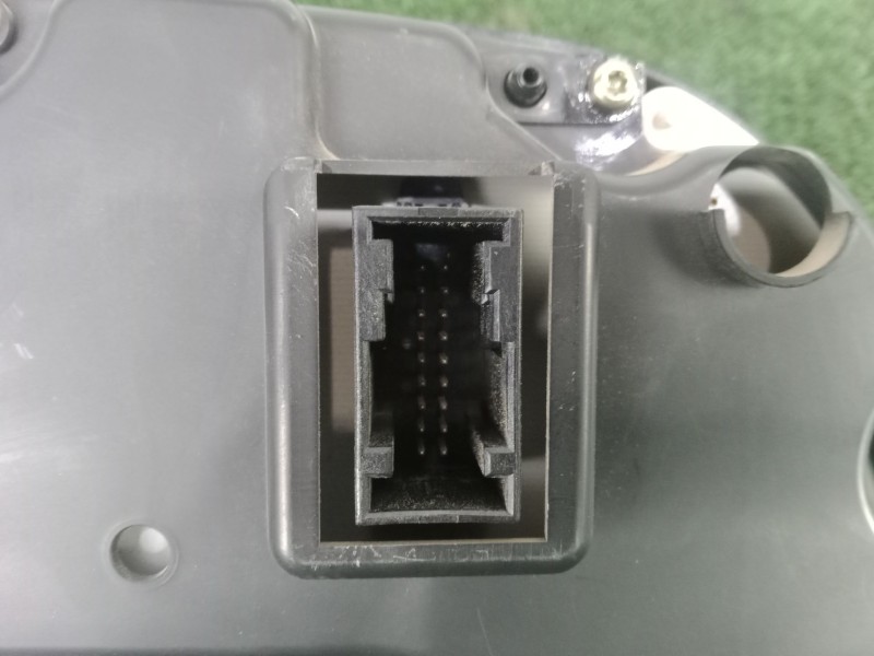 Recambio de cuadro instrumentos para citroën xsara (n1) 1.9 td referencia OEM IAM P9641902980C00 2.CONECTORES 