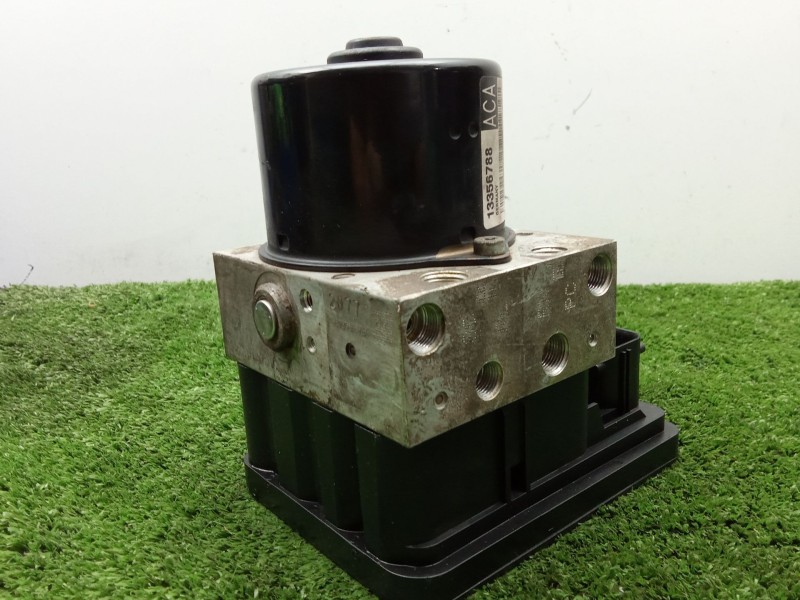 Recambio de abs para chevrolet cruze (j300) 2.0 cdi referencia OEM IAM 13356788 - 10096045223  GM