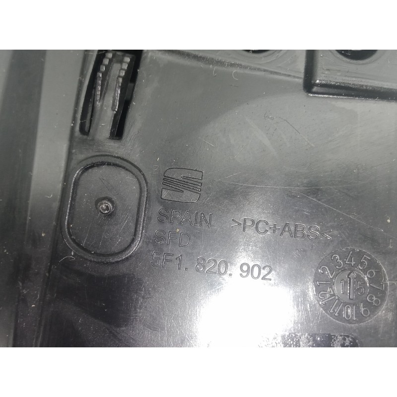 Recambio de rejilla aireadora para seat leon (5f1) 1.6 tdi referencia OEM IAM 5F1820902 DERECHO 