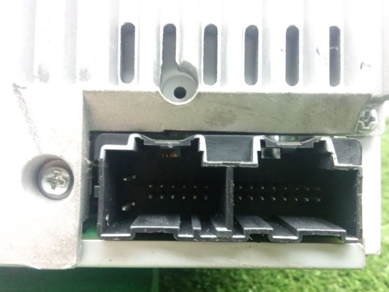Recambio de sistema audio / radio cd para chevrolet aveo / kalos hatchback (t250, t255) 1.4 referencia OEM IAM 94823339  