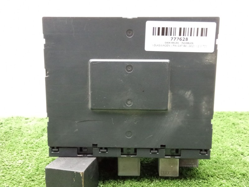 Recambio de caja reles / fusibles para volkswagen passat b6 (3c2) 2.0 tdi referencia OEM IAM 3C0937049E  