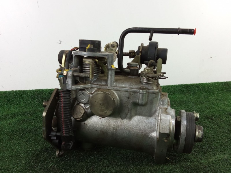 Recambio de bomba inyeccion para peugeot 306 (7b, n3, n5) 1.9 d referencia OEM IAM R8448B182D - 038151BVF  DELPHI
