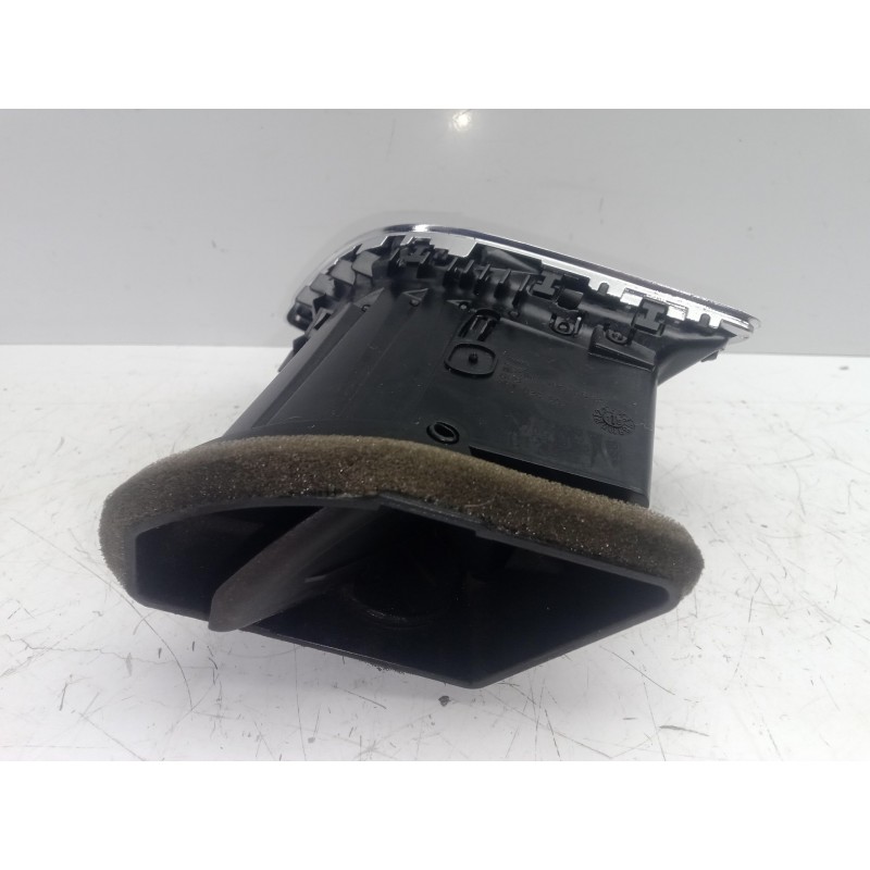 Recambio de rejilla aireadora para seat leon (5f1) 1.6 tdi referencia OEM IAM 5F1820902 DERECHO 