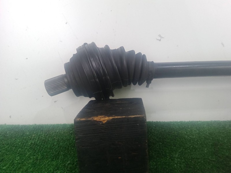 Recambio de transmision delantera izquierda para seat altea (5p1) 1.9 tdi referencia OEM IAM 1K0407271AT 530MM 