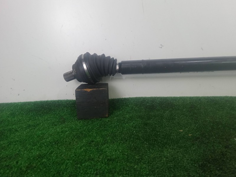 Recambio de transmision delantera derecha para seat altea (5p1) 1.9 tdi referencia OEM IAM 1K0407272GM 840MM 