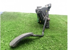 Recambio de potenciometro pedal para renault trafic ii furgoneta (fl) 2.5 dci 135 (fl0d) referencia OEM IAM 7700313060 6.PINES 