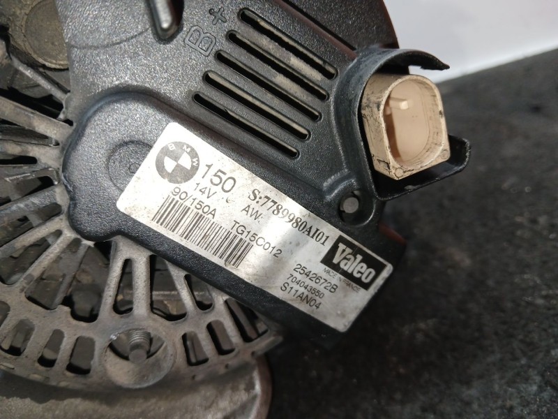 Recambio de alternador para bmw 3 coupé (e46) 320 cd referencia OEM IAM 7789980AI01 - TG15C012 - 2542672B - S11AN04 - 704043550 