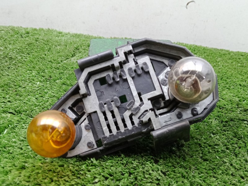 Recambio de portalamparas para seat leon (1m1) 1.9 tdi referencia OEM IAM REF: 45208DY2 EXTERIOR 