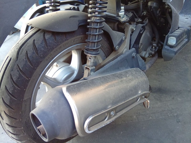 Recambio de motor completo para honda fes 125 / sh 125 / dylan 125 referencia OEM IAM   