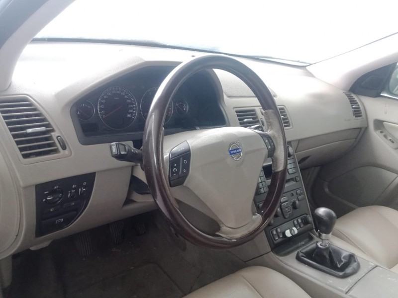 volvo xc90 i (275) del año 2004