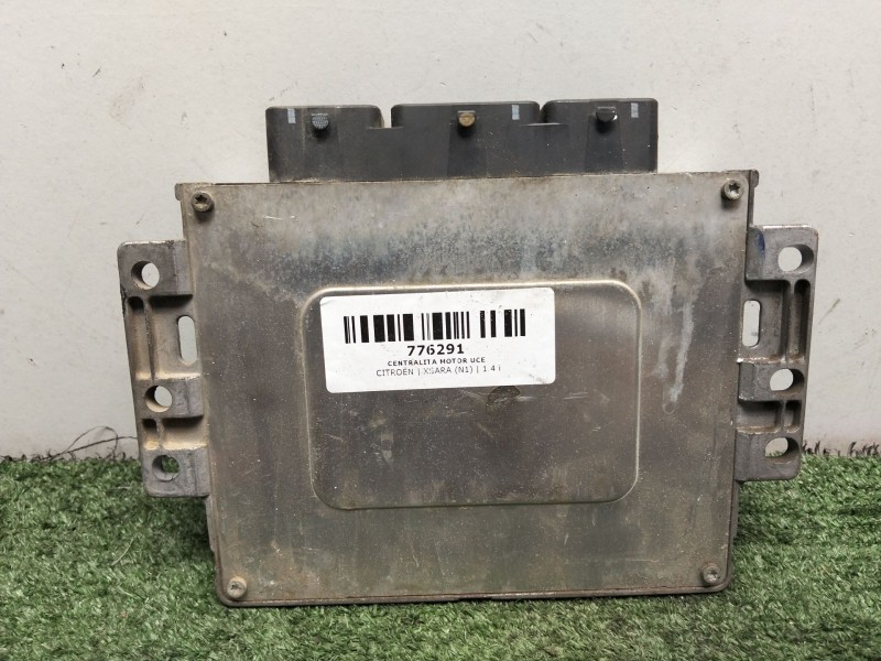 Recambio de centralita motor uce para citroën xsara (n1) 1.4 i referencia OEM IAM 9646509880  SAGEM