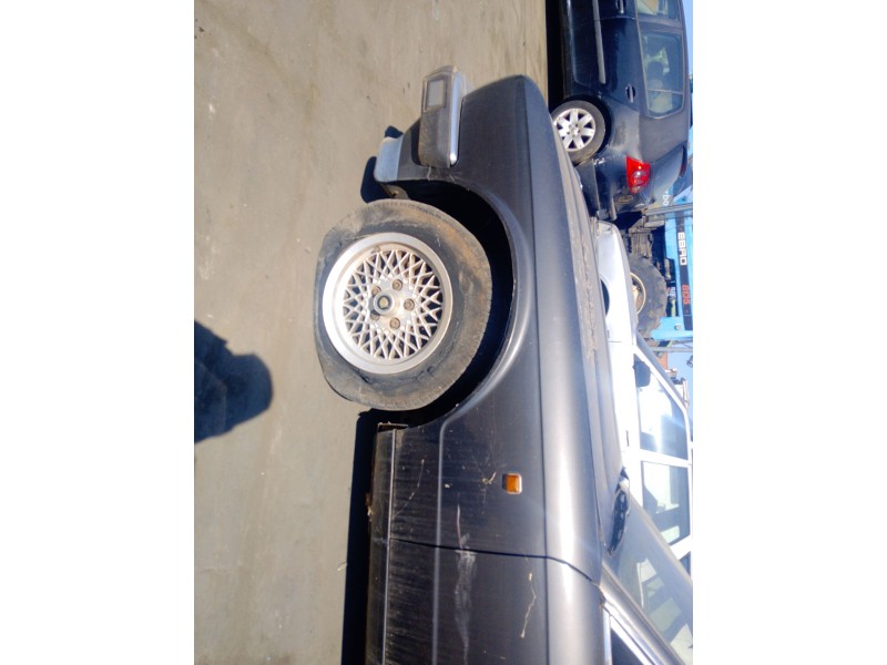 Recambio de aleta delantera izquierda para jaguar xj6/12 3.6 referencia OEM IAM   