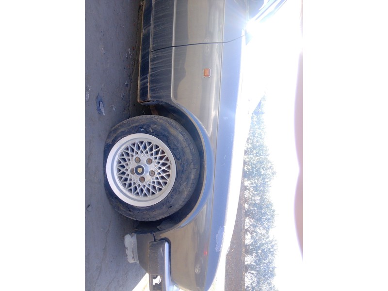 Recambio de aleta delantera derecha para jaguar xj6/12 3.6 referencia OEM IAM   