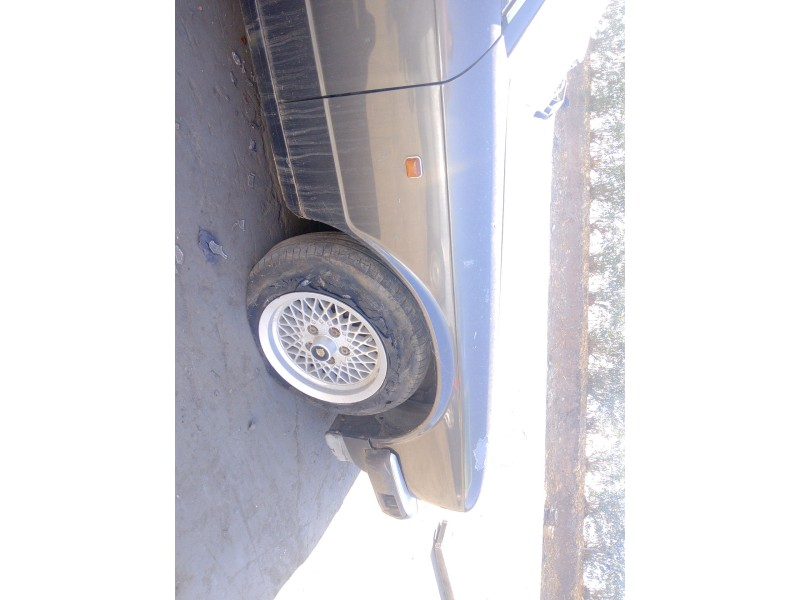 Recambio de aleta delantera derecha para jaguar xj6/12 3.6 referencia OEM IAM   