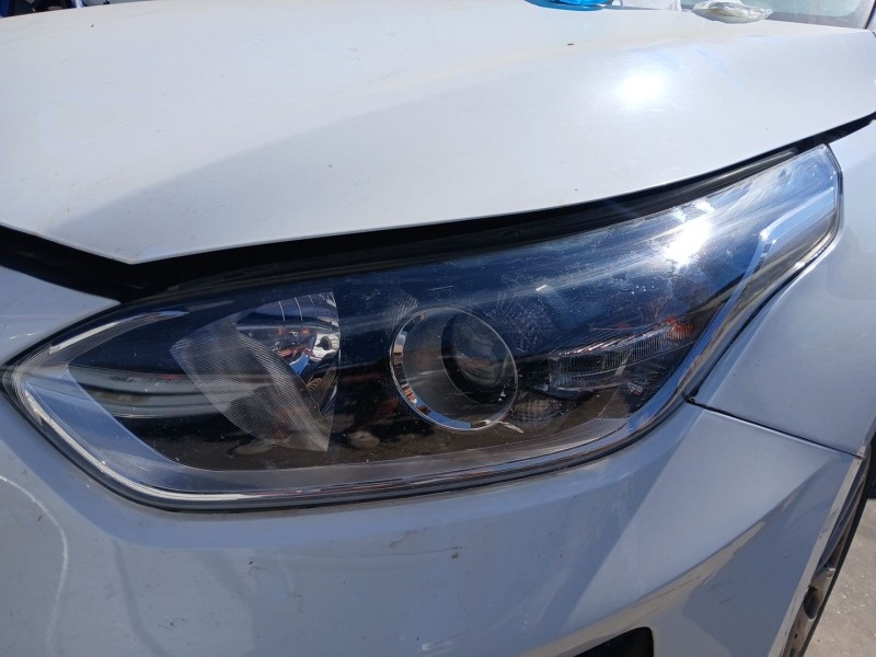 Recambio de faro izquierdo para kia ceed (cd) 1.6 crdi 115 referencia OEM IAM   