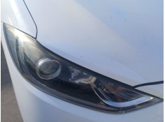 Recambio de faro derecho para hyundai elantra vi sedán (ad, ada) 1.6 d referencia OEM IAM    2