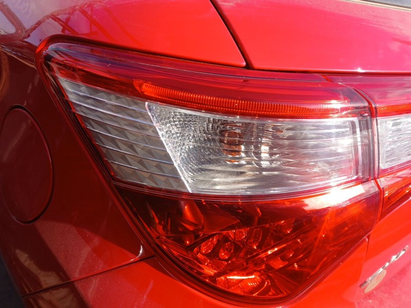 Recambio de piloto trasero izquierdo para toyota yaris (_p13_) 1.5 (nsp131_) referencia OEM IAM   