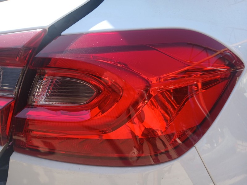 Recambio de piloto trasero derecho para ford fiesta vii (hj, hf) 1.0 ecoboost referencia OEM IAM   