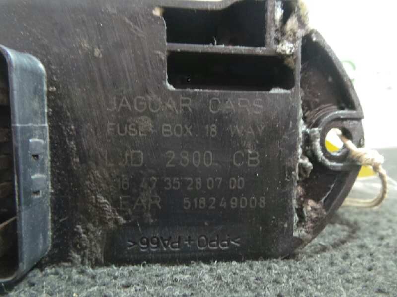 Recambio de caja reles / fusibles para jaguar xk8/xkr coupe 4.0 v8 32v cat referencia OEM IAM LJD2800CB-164735280700-518249008  