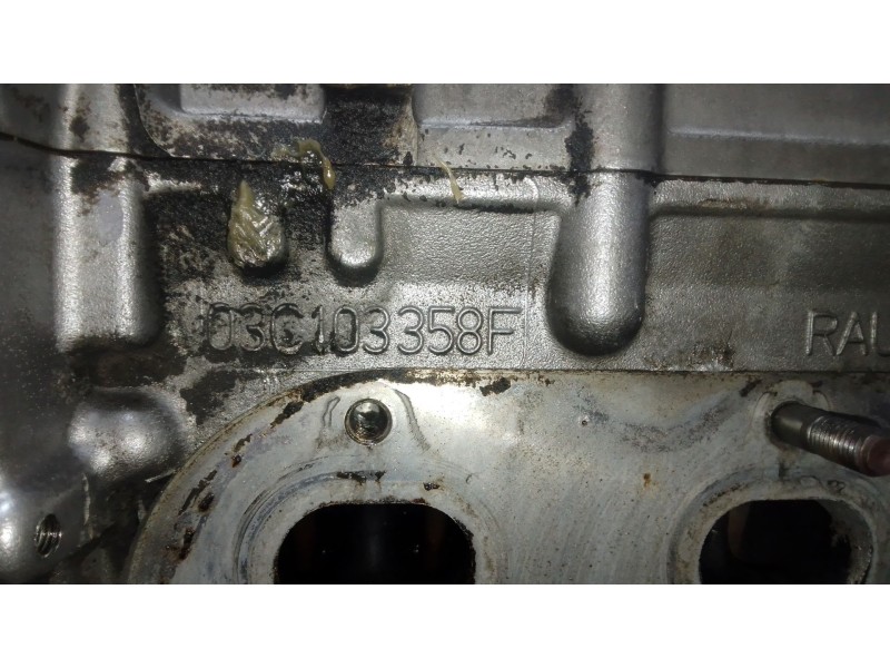 Recambio de culata para audi a3 (8p1) 1.6 fsi referencia OEM IAM 03C103358F  