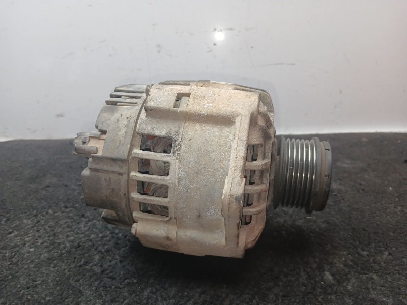 Recambio de alternador para renault kangoo (kc0/1_) 1.9 dci 4x4 referencia OEM IAM 7711135504  