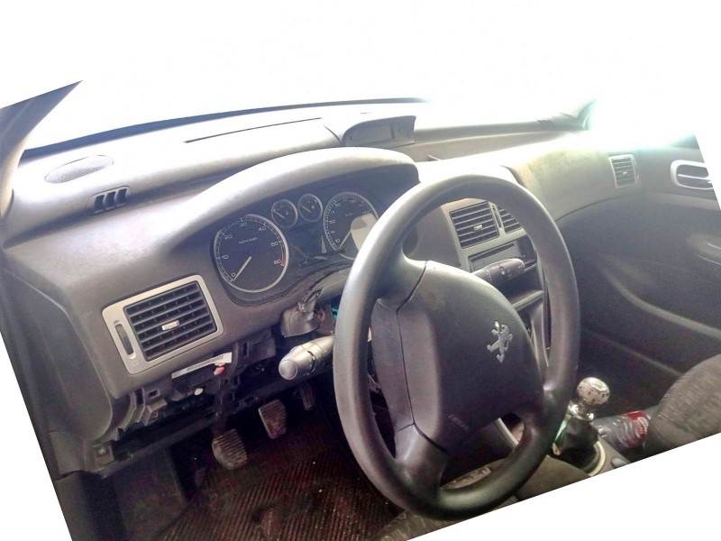 peugeot 307 (3a/c) del año 2001