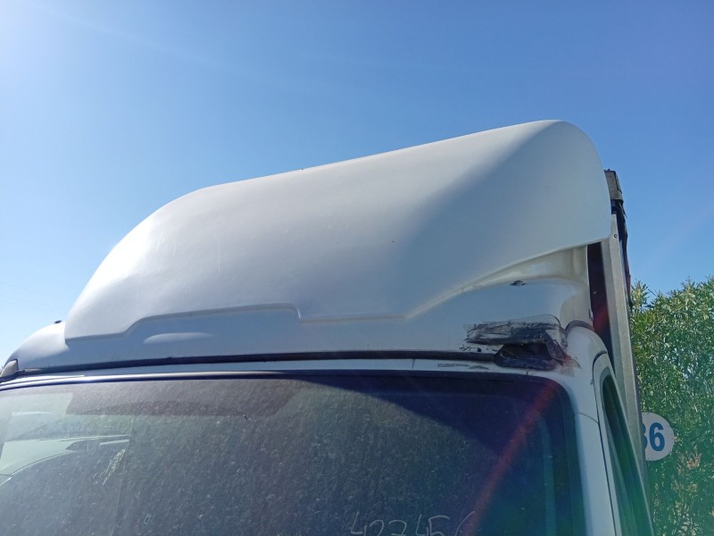 Recambio de molduras delanteras para iveco daily iv caja/chasis 35c15 referencia OEM IAM   