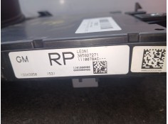 Recambio de caja reles / fusibles para opel astra j sports tourer (p10) 1.3 cdti (35) referencia OEM IAM 13343950 - 365927271 -  2