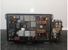 Recambio de caja reles / fusibles para opel astra j sports tourer (p10) 1.3 cdti (35) referencia OEM IAM 13318782 - 1110032AB  