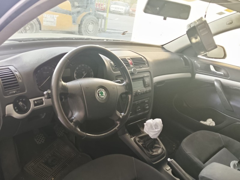 skoda octavia ii (1z3) del año 2006