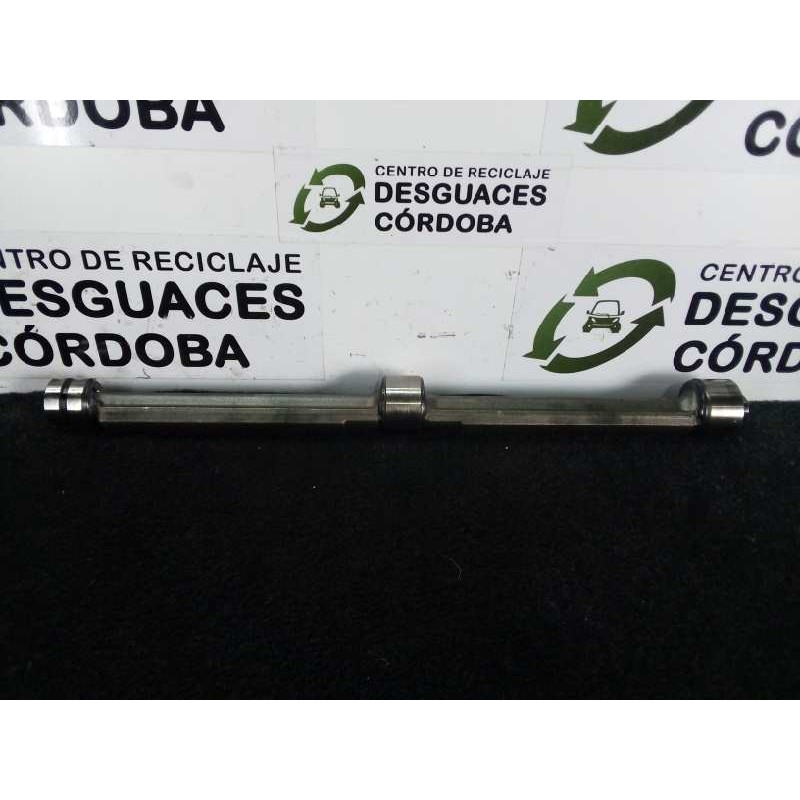 Recambio de arbol de levas para toyota land cruiser (j15) 3.0 turbodiesel cat referencia OEM IAM SIN.REF CONTRAPESO 