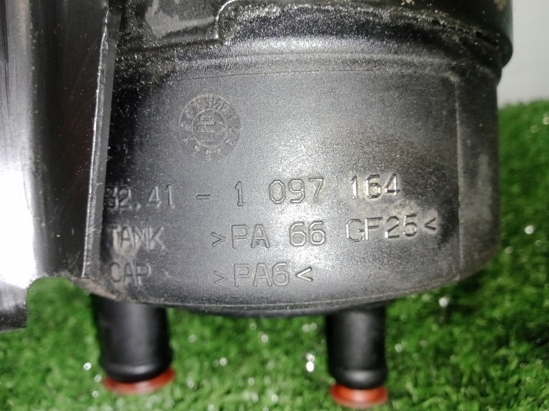 Recambio de deposito servo para bmw serie 3 berlina (e46) 325xi referencia OEM IAM 62411097164-1097164  