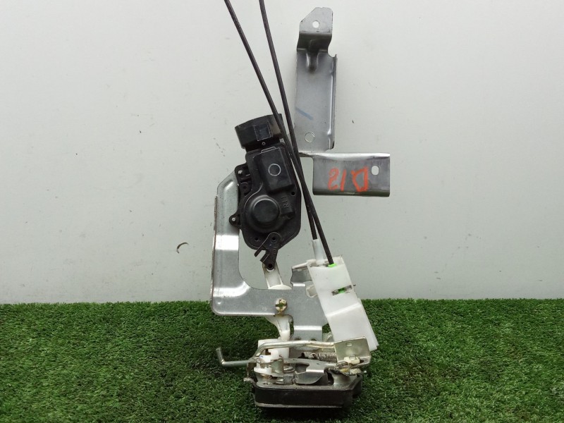 Recambio de cerradura puerta delantera izquierda para fuso (mitsubishi) canter 7c18 referencia OEM IAM  5.PINES 