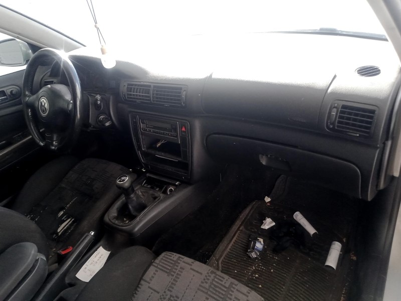 volkswagen passat b5 (3b2) del año 2004