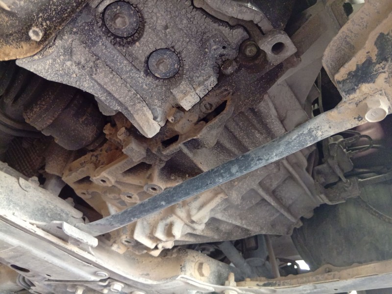 Recambio de caja cambios para toyota auris (_e15_) 1.4 d-4d (nde150_) referencia OEM IAM   