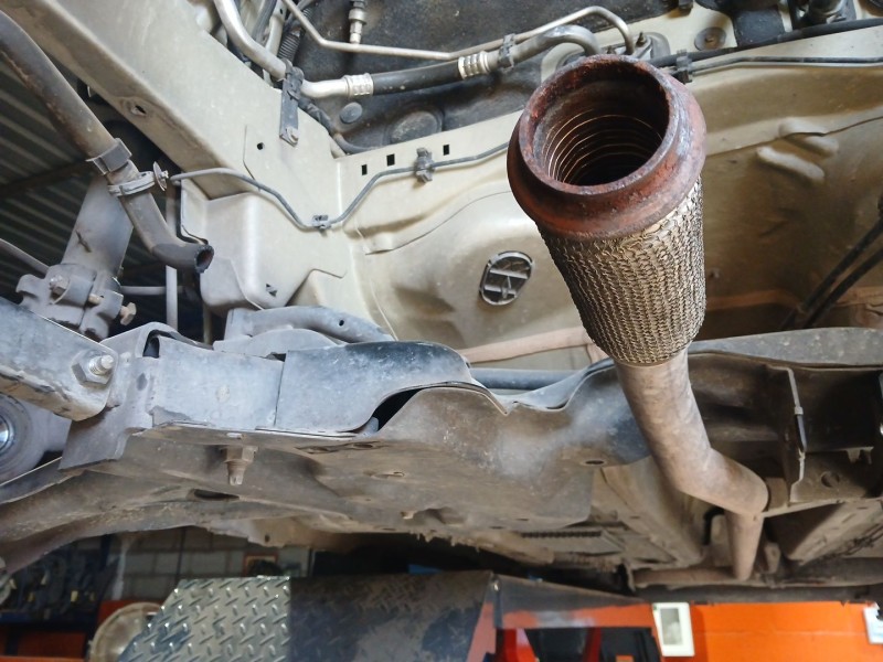 Recambio de puente delantero para citroën c3 picasso (sh_) 1.6 hdi 90 referencia OEM IAM   