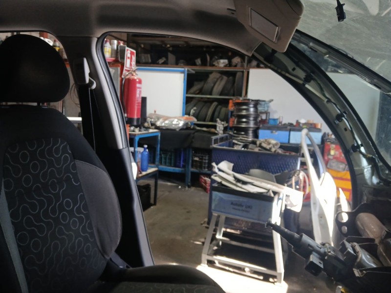 Recambio de cinturon seguridad delantero izquierdo para citroën c3 picasso (sh_) 1.6 hdi 90 referencia OEM IAM   