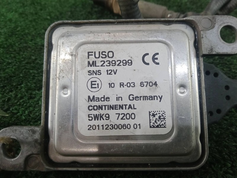 Recambio de sonda lambda para fuso (mitsubishi) canter 7c18 referencia OEM IAM 5WK97200 - ML239299 5.PINES 