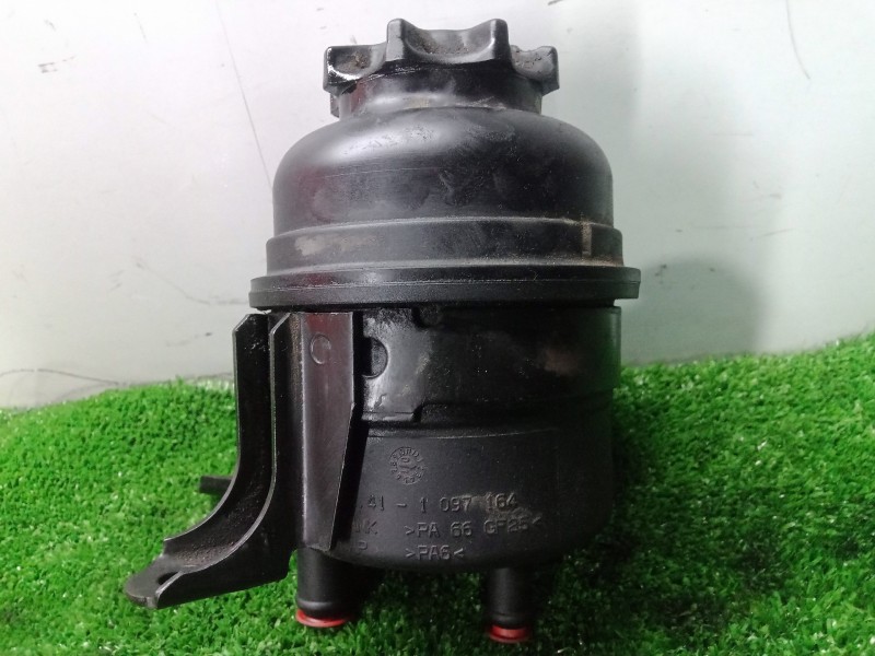 Recambio de deposito servo para bmw serie 3 berlina (e46) 325xi referencia OEM IAM 62411097164-1097164  