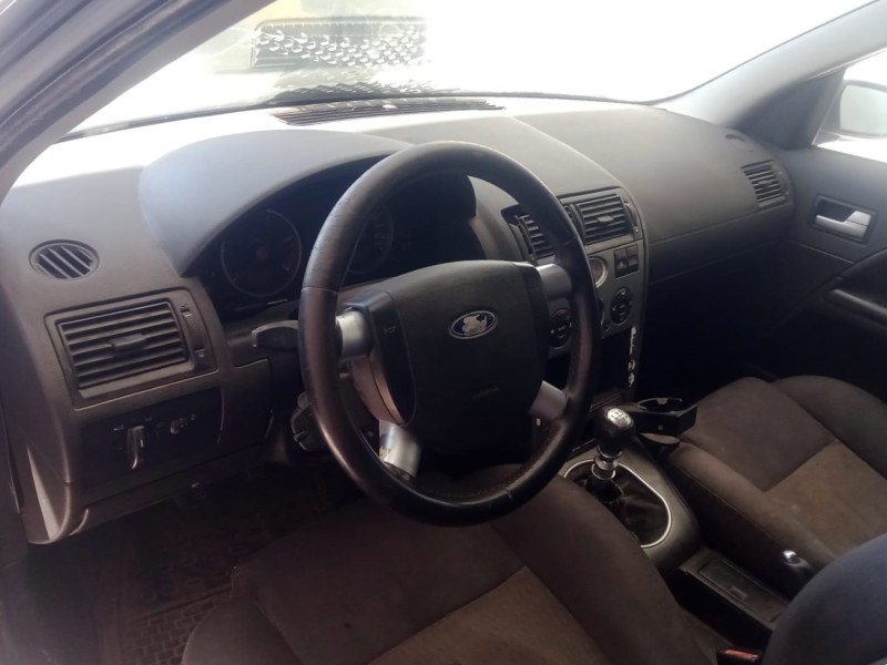 ford mondeo iii (b5y) del año 2001