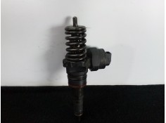 Recambio de inyector para volkswagen passat berlina (3b3) 1.9 tdi referencia OEM IAM 038130073J-0414720015  