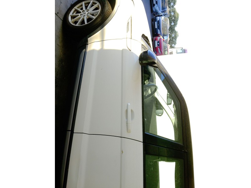 Recambio de puerta delantera izquierda para land rover range rover evoque (l538) 2.0 d 4x4 referencia OEM IAM   