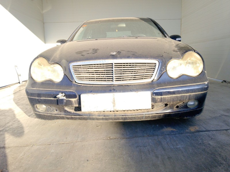 Recambio de paragolpes delantero para mercedes-benz clase c (w203) c 220 cdi (203.006) referencia OEM IAM   