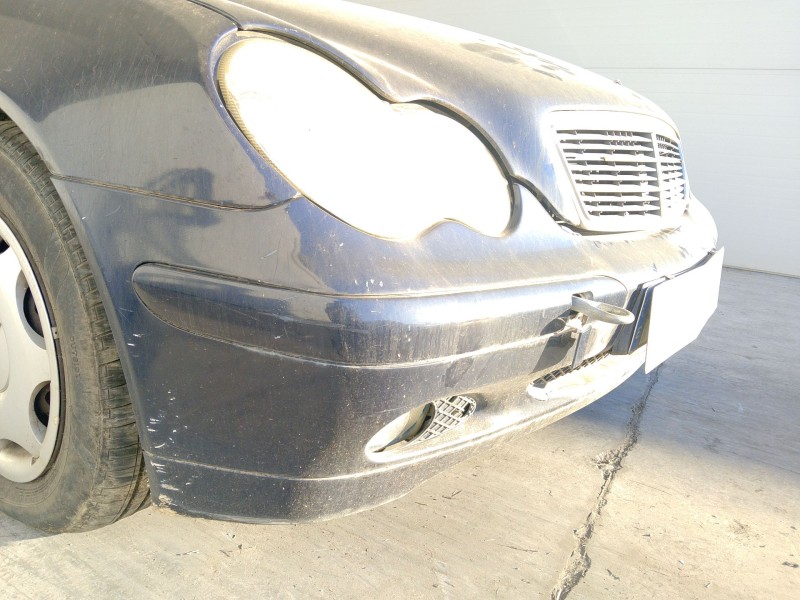 Recambio de paragolpes delantero para mercedes-benz clase c (w203) c 220 cdi (203.006) referencia OEM IAM   