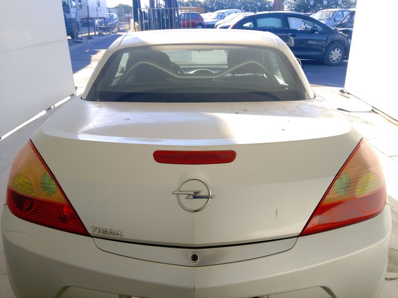 Recambio de porton trasero para opel tigra twintop (x04) 1.4 (r97) referencia OEM IAM   