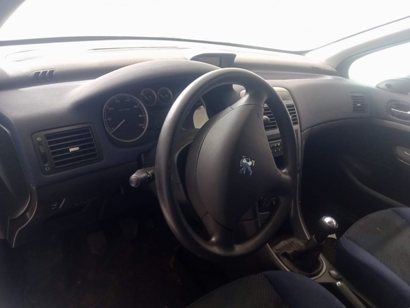 peugeot 307 (3a/c) del año 2001