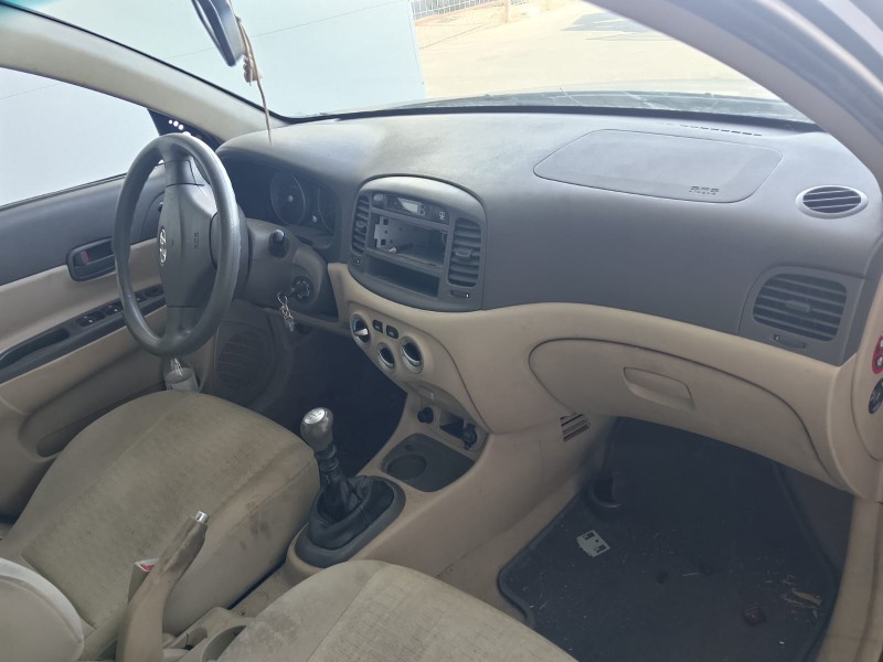 hyundai accent iii sedán (mc) del año 2005